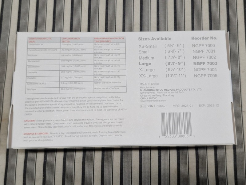 Basic Synguard Nitrile Exam Gloves Size Large 100 Count gallery