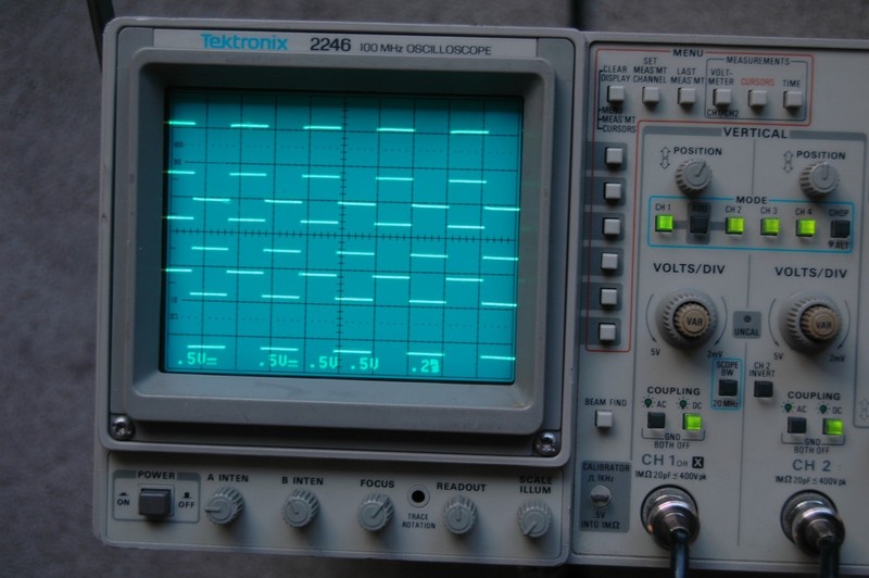 Tektronix 2246 1Y Four Channel 100 MHz Oscilloscope, two probes, power cord gallery