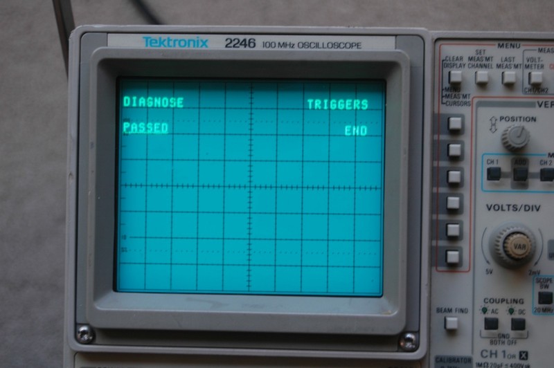 Tektronix 2246 1Y Four Channel 100 MHz Oscilloscope, two probes, power cord gallery