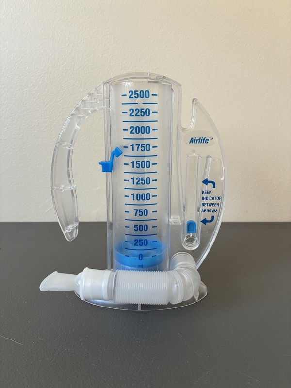 AirLife Volumetric Incentive Spirometer with One-Way Valve 4000 mL, 1 Count