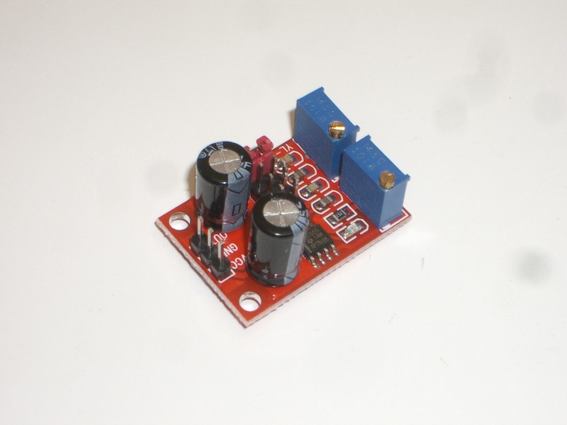MPJ 31070MI Adjustable 555 Pulse Generator Board 1Hz-200KHz