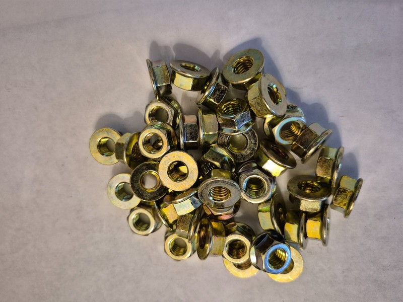 M8-1.25 / 8mm Zinc Hex Non-Serrated Flange Metric Nuts Made In Usa-(25pcs)