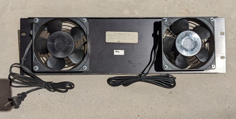 QFP-2 19” Rack Mount Fan Assembly Middle Atlantic 3U, With 2: NMB 4715MS-12T-B20 gallery