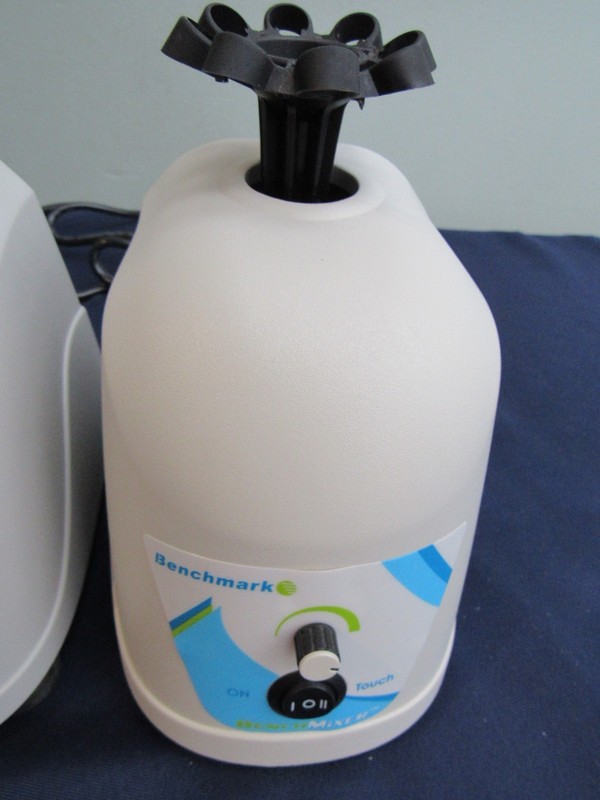 Benchmark Scientific Model BV1000 Mini Vortex Mixer with multi tube top gallery