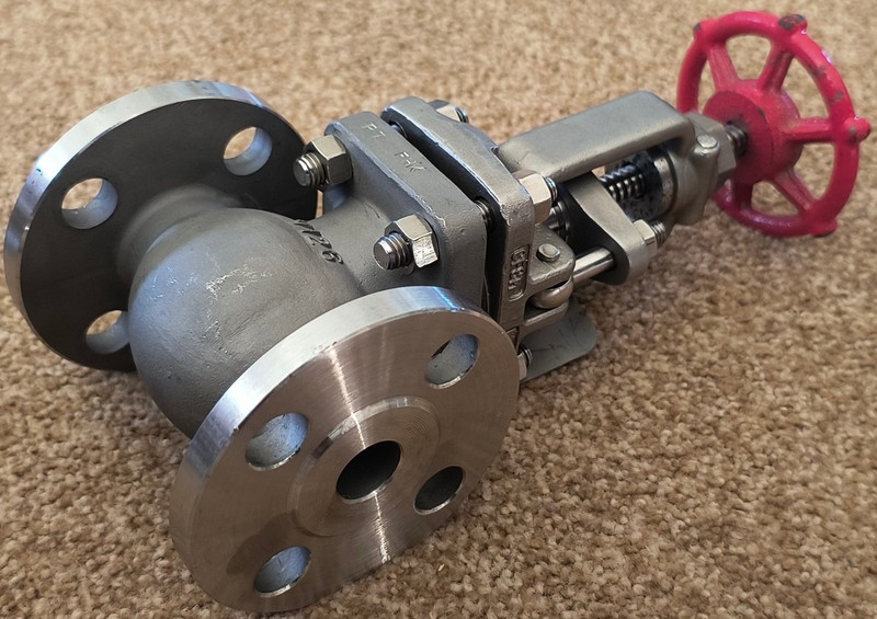 Ladish 7272 3/4" Class 150 CF8M Globe Valve Flanged NOS gallery