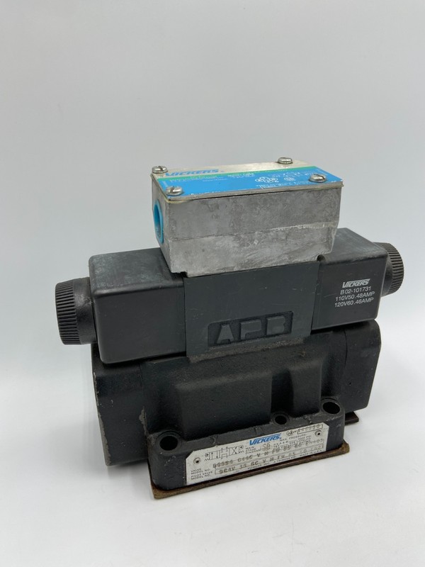Vickers – Directional Control – 02-140990, DG5S4 044C VM FW B5 60 EN403-New