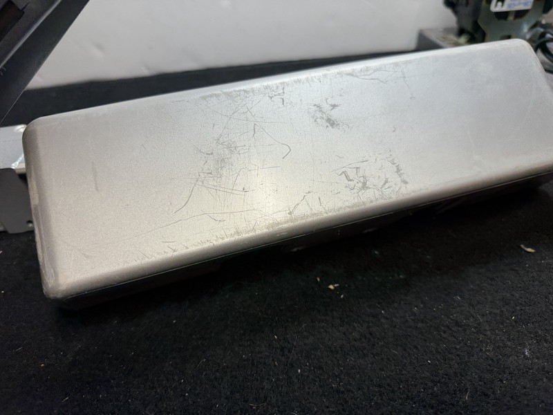LCN 4040XP Heavy Duty Aluminum Door Closer USED, MISSING HARDWARE, 30 DAY RETURN gallery