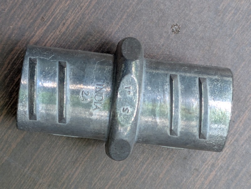 1 Inch Flexible Metal Conduit (FMC) Screw-In Coupling Lot of 10