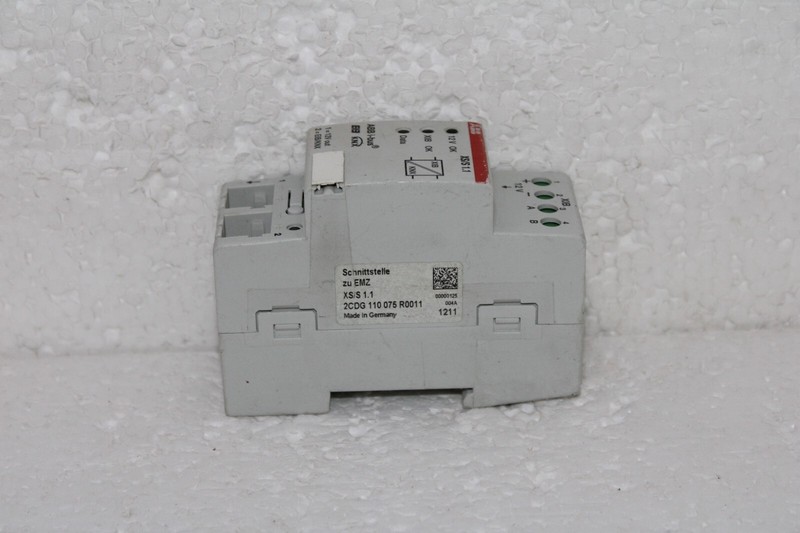 ABB 2CDG110075R0011 XS/S1.1 Interface for Alarm Panel, MDRC gallery