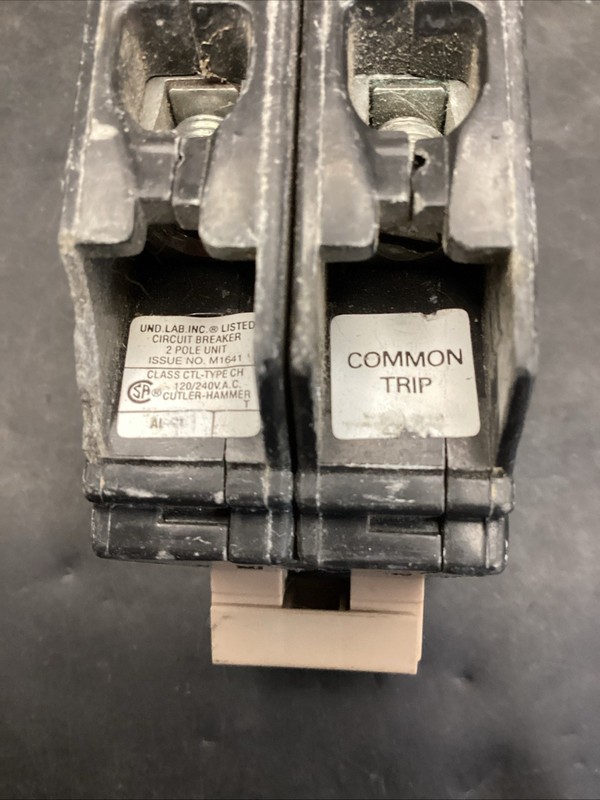 Used Eaton CH250 Circuit Breaker 50A 120/240V 2 Pole 10kAIC Chipped gallery