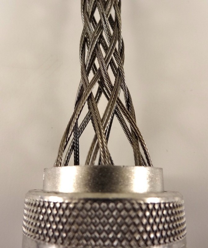 Meltric CG1001AM Cord Grip With Aluminum Mesh 1" Trade, 3/4 to 7/8" Cable, NEW gallery