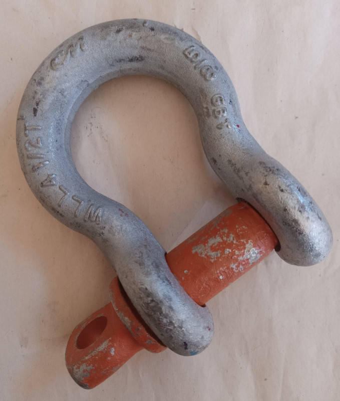 Columbus McKinnon M651G – Shackle- Screw Pin -Galvanized -Size 5/8″ WLL 4.5 ton