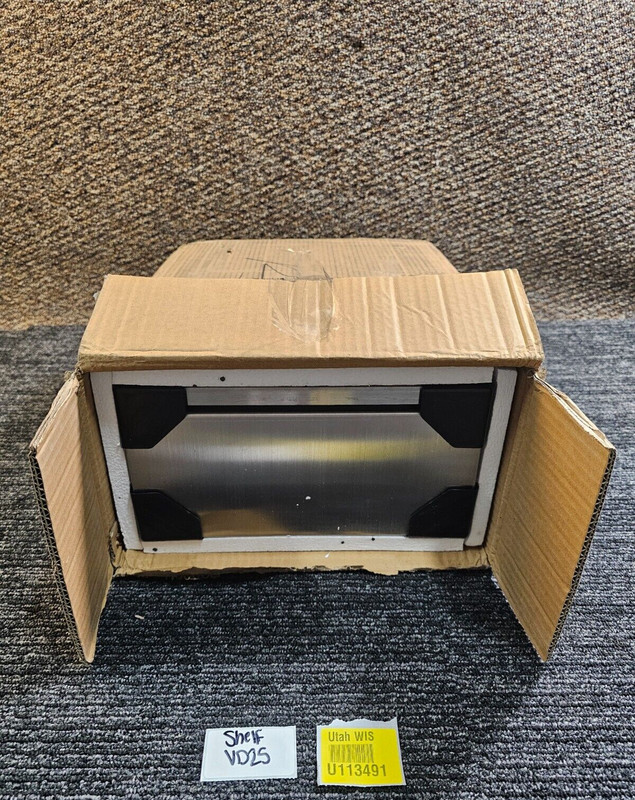 Vevor Stainless Steel Electrical Enclosure Box 16"x 12"x 6", Wall-Mounted Silver gallery