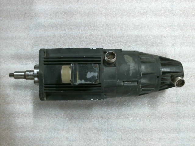 Indramat MAC 071A-0-ES-4-C/095-A-1/WI520LV/S001 46006 Servo Motor gallery